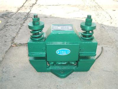 电磁振动器_电磁振动器厂价格_电磁振动器_电磁振动器厂家,电磁振动器价格_河南共威机械设备